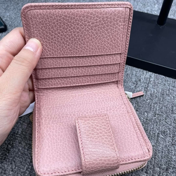100% Authentic Gucci Leather Wallet 215-10924 - Picture 11 of 12
